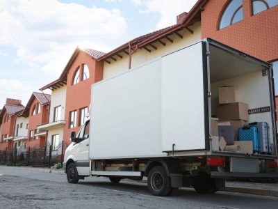 imgi_178_Moving_iStock-1395748119-scaled